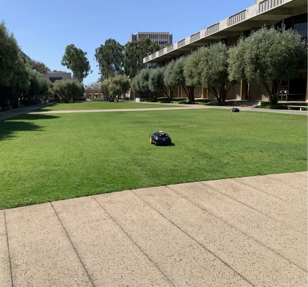 The AI lawn mowing robot can identify and avoid obstacles through ultrasonic sensors while maintaining mowing quality