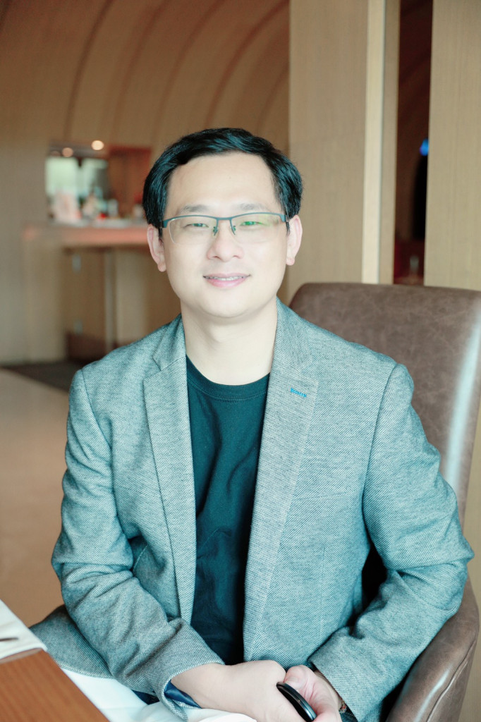 Founder and General Manager of WoLong Intelligence Environmental Company, Xie Wenbin